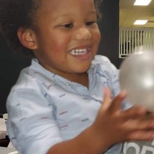 Meet your Posher, Derrick